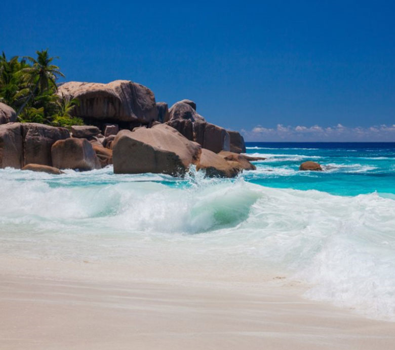 endless-summer-charter-seychelles-the-journey-seychelles-seasons.jpg